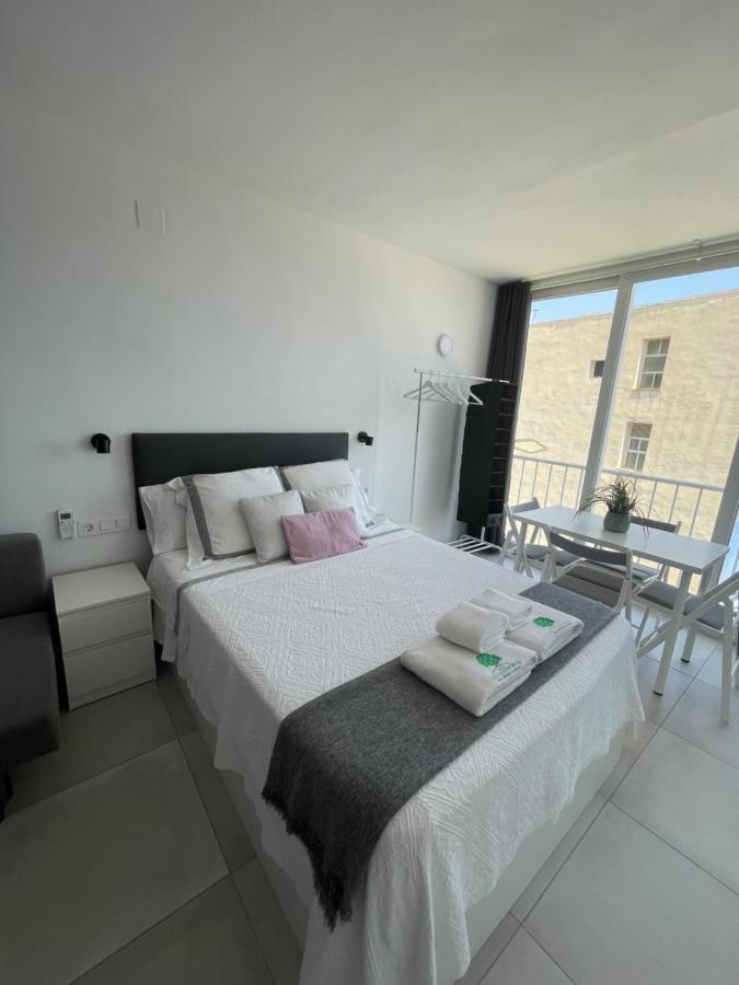 Ferienwohnung Apartamento Con Vistas Al Mar A Metros De La Playa Carihuela Soleil Torremolinos Exterior foto