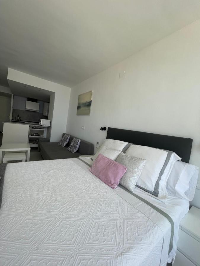 Ferienwohnung Apartamento Con Vistas Al Mar A Metros De La Playa Carihuela Soleil Torremolinos Exterior foto