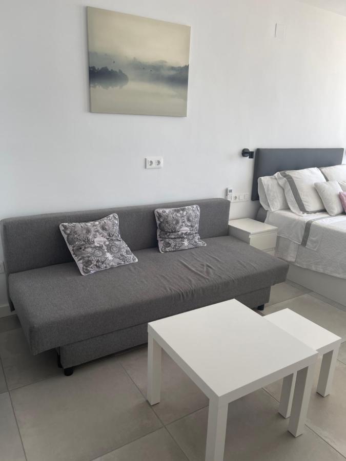 Ferienwohnung Apartamento Con Vistas Al Mar A Metros De La Playa Carihuela Soleil Torremolinos Exterior foto