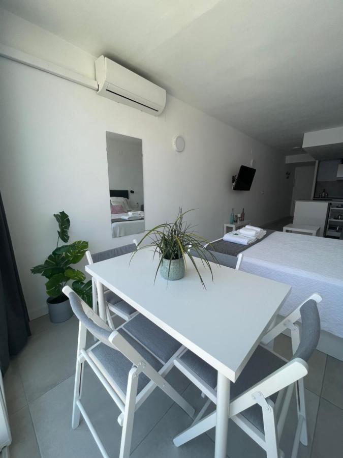 Ferienwohnung Apartamento Con Vistas Al Mar A Metros De La Playa Carihuela Soleil Torremolinos Exterior foto