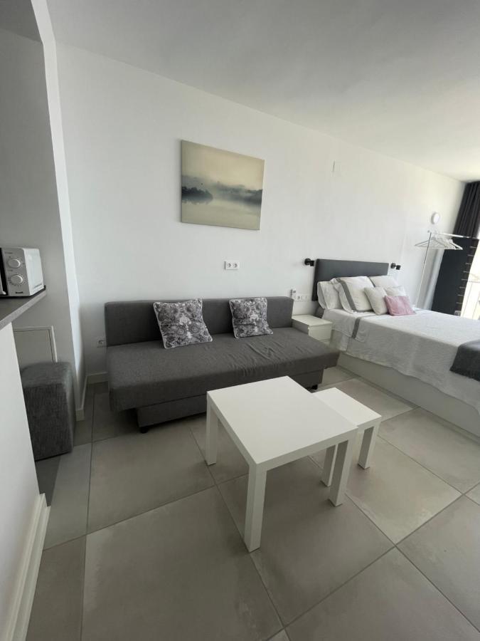 Ferienwohnung Apartamento Con Vistas Al Mar A Metros De La Playa Carihuela Soleil Torremolinos Exterior foto